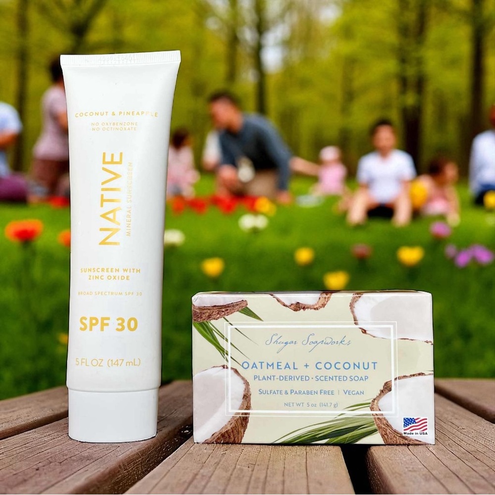 New Native Coconut & Pineapple Mineral Sunscreen Lotion SPF 30 5 Fl. OZ + SOAP
